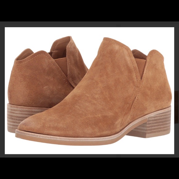 Dolce Vita Shoes - NWOT Dolce Vita Tay Ankle Boot